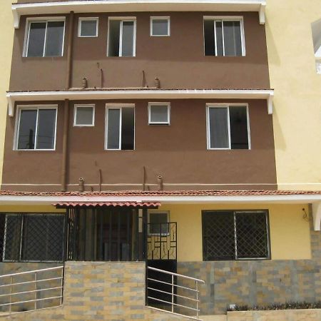 Golden Guest House- Miritini Mombasa Esterno foto