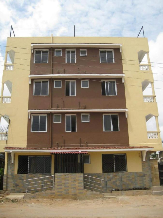 Golden Guest House- Miritini Mombasa Esterno foto