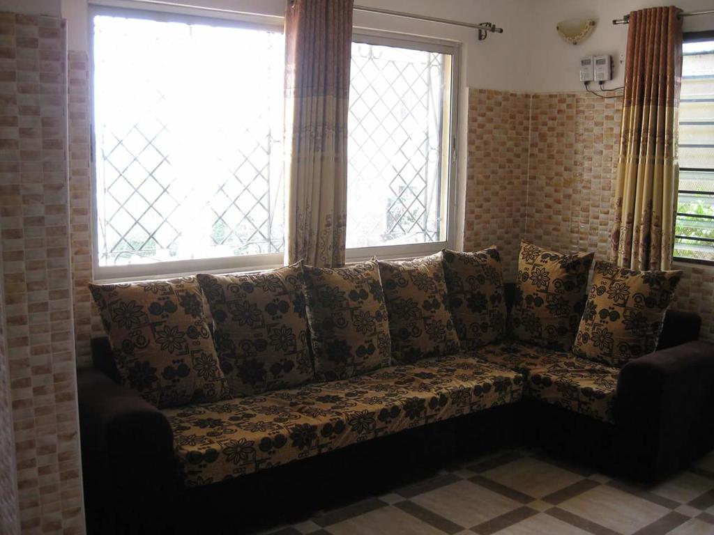 Golden Guest House- Miritini Mombasa Esterno foto