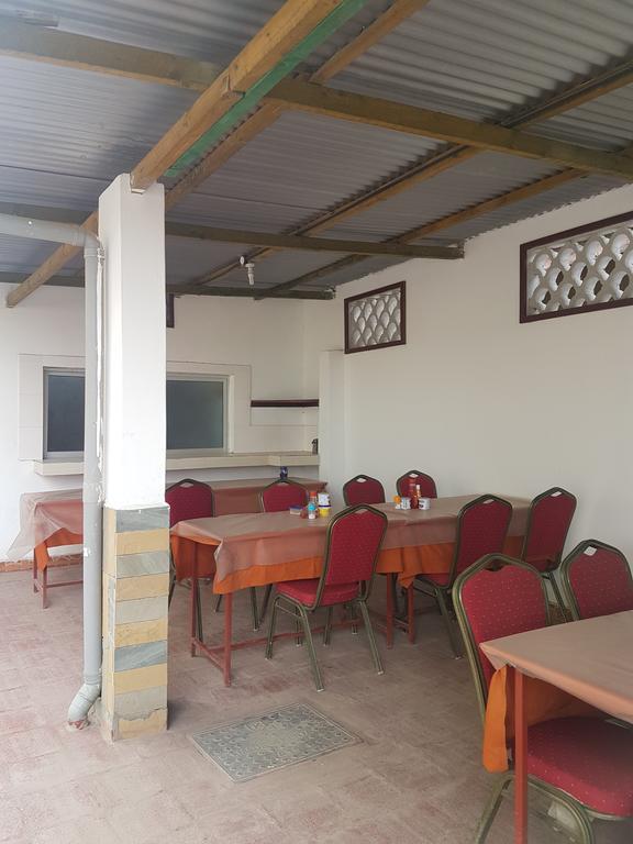 Golden Guest House- Miritini Mombasa Esterno foto